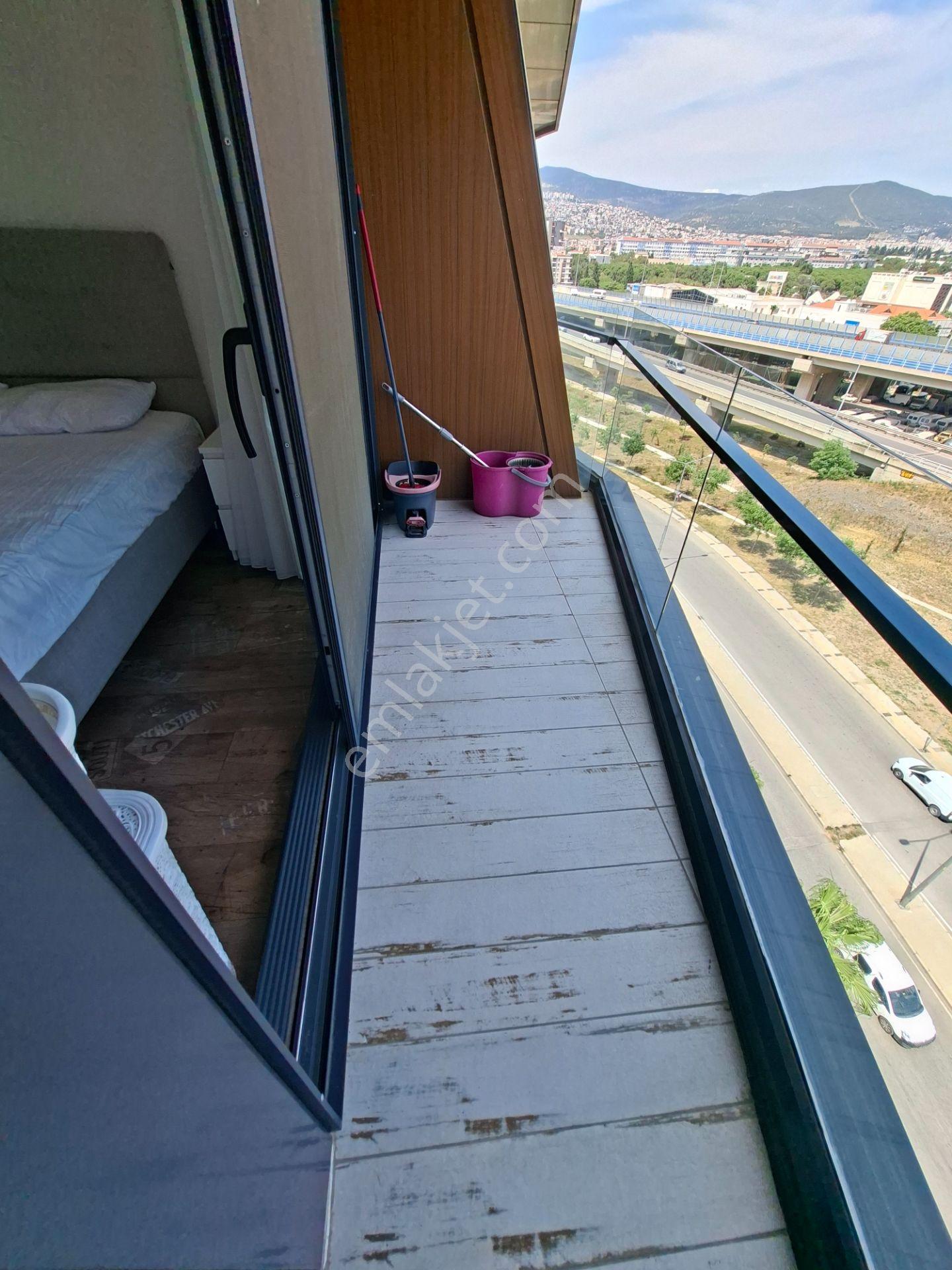 Bornova Avcılar Effect'te Kiralık Ultra Lüx Full Eşyalı 7/24 Güvenlik K/a Otopark Havuz - Görsel 8