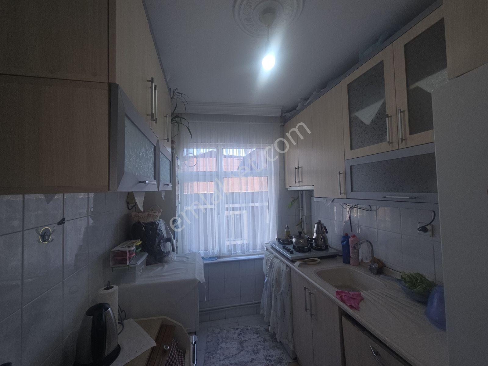 Halkalı İstasyon Mahallesi Satılık 2+1 4 Kat Daire - Görsel 12