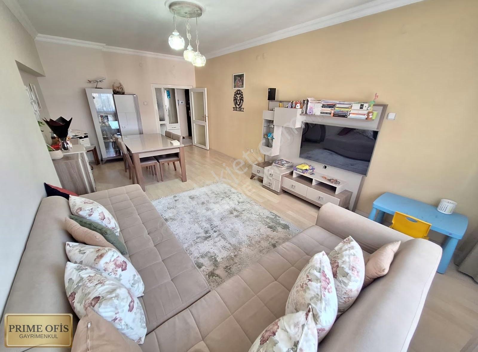 Aşağı Eğlence Merkezinde Asansörlü Çok Yapılı Kiralık 3+1 - Görsel 26