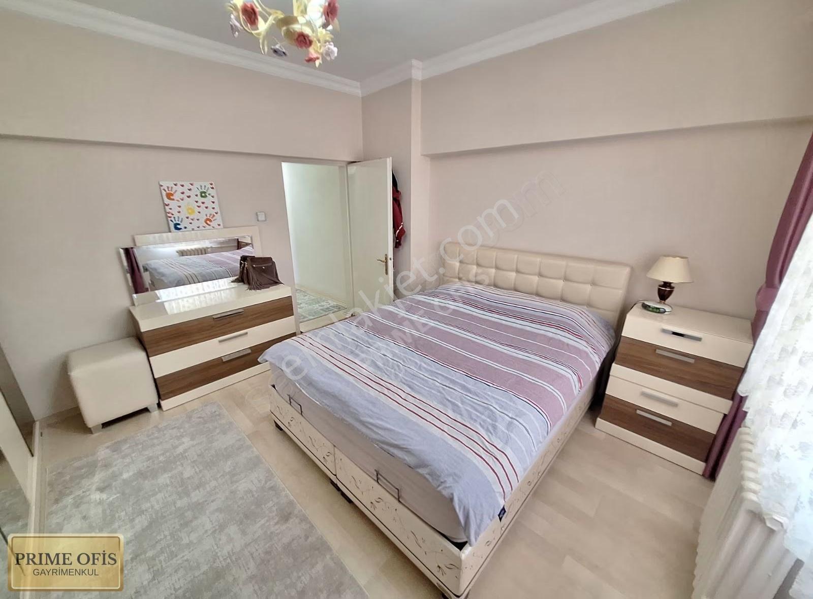 Aşağı Eğlence Merkezinde Asansörlü Çok Yapılı Kiralık 3+1 - Görsel 4