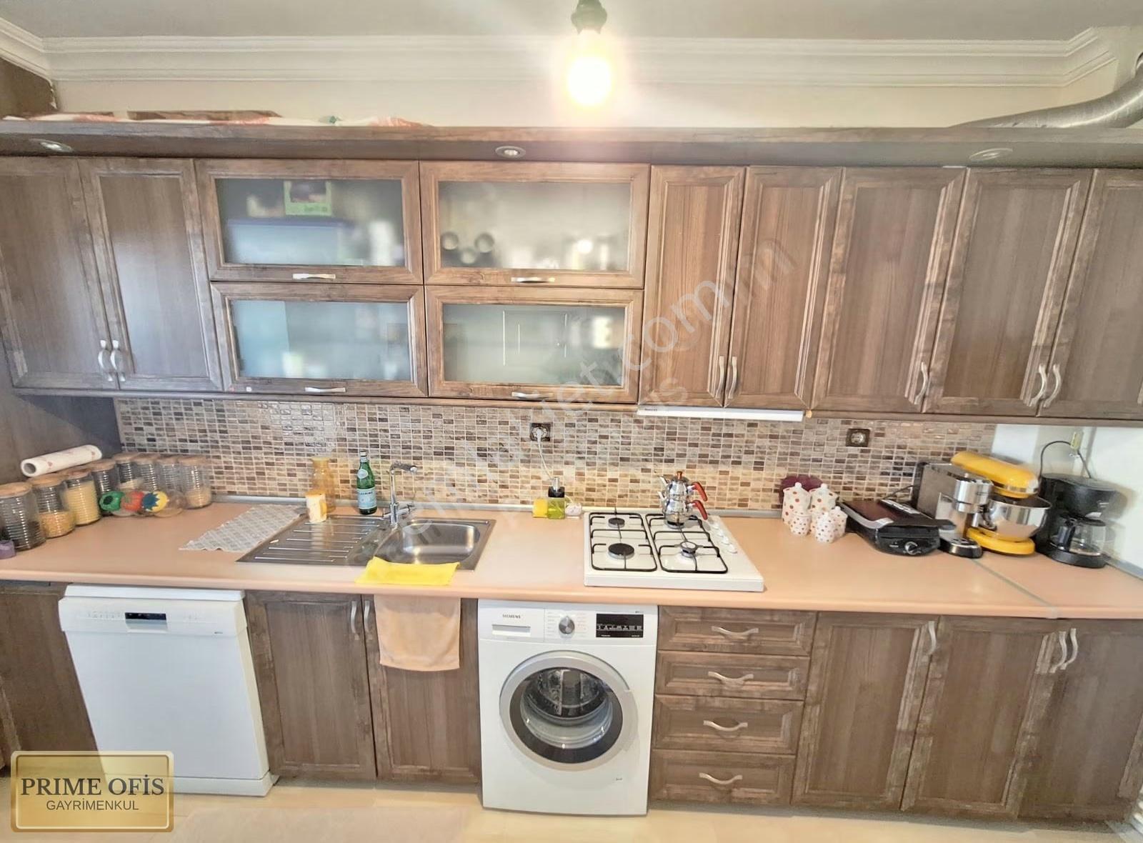 Aşağı Eğlence Merkezinde Asansörlü Çok Yapılı Kiralık 3+1 - Görsel 10