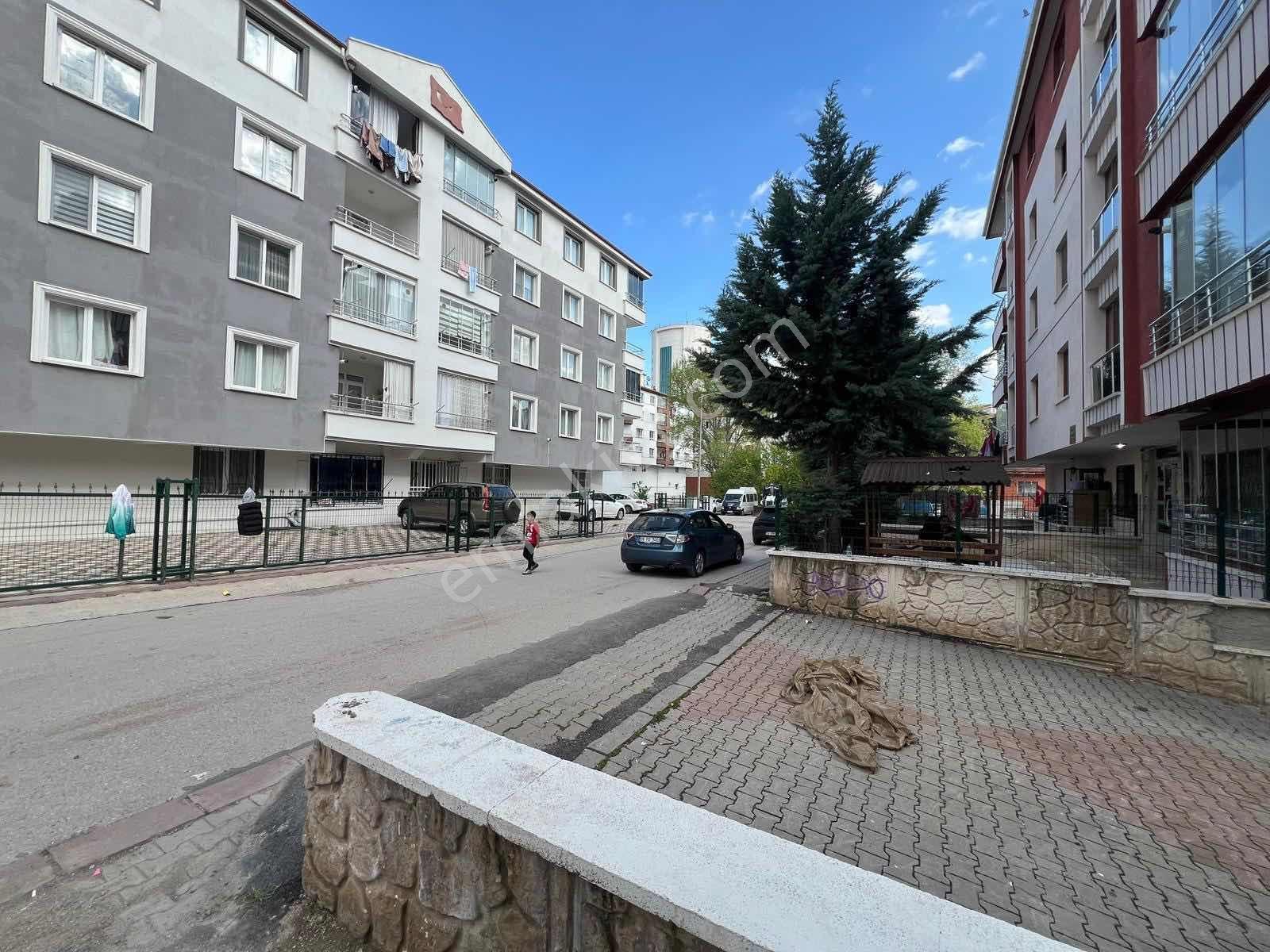Çarşı Merkezi Belediye Ve Emniyet Binası Arkası 2+1 Kök Tapu - Görsel 5