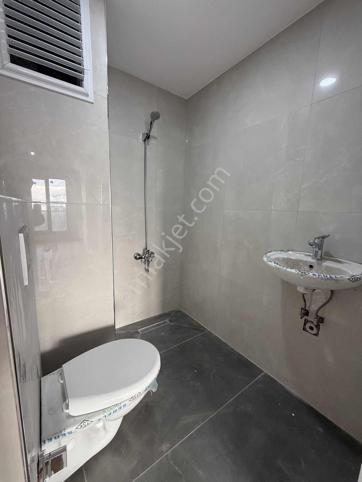 Mahmutbey - Güneşli / Sıfır 2+1 96 M² Fırsat Daire / Revan Park - Görsel 28