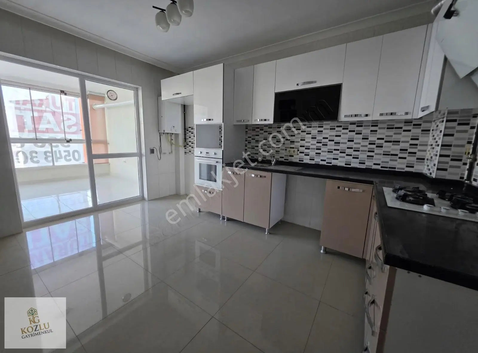 Pamuklar Sitesi'nde Manzaralı, Geniş Teraslı 3+1 Kiralık Daire - Görsel 5