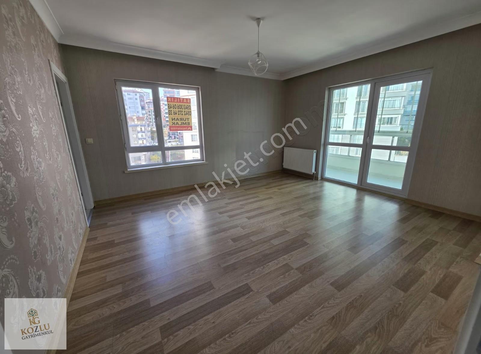Pamuklar Sitesi'nde Manzaralı, Geniş Teraslı 3+1 Kiralık Daire - Görsel 31