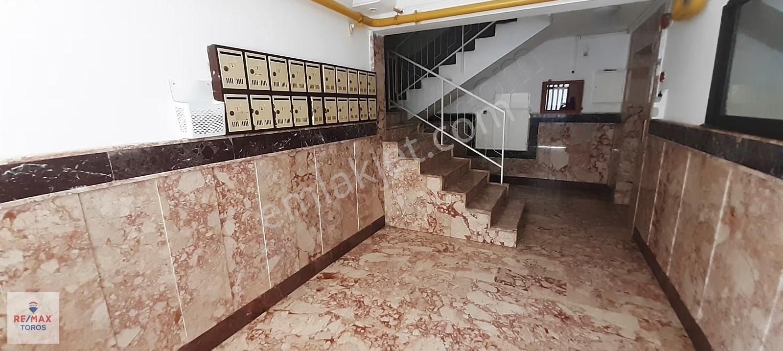 Remax Toros'tan Yeni Mahalle'de İçi Full Yapılı Masrafsız 3+1 - Görsel 3