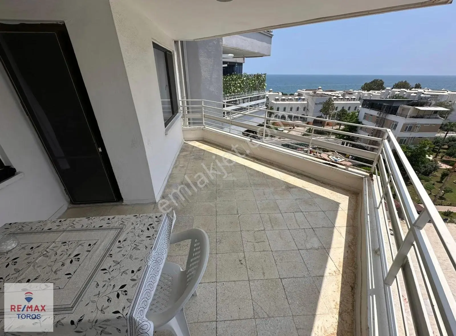 Remax Toros'tan Tece'de Denize Yakın Eşyalı Kiralık 2+1 - Görsel 5