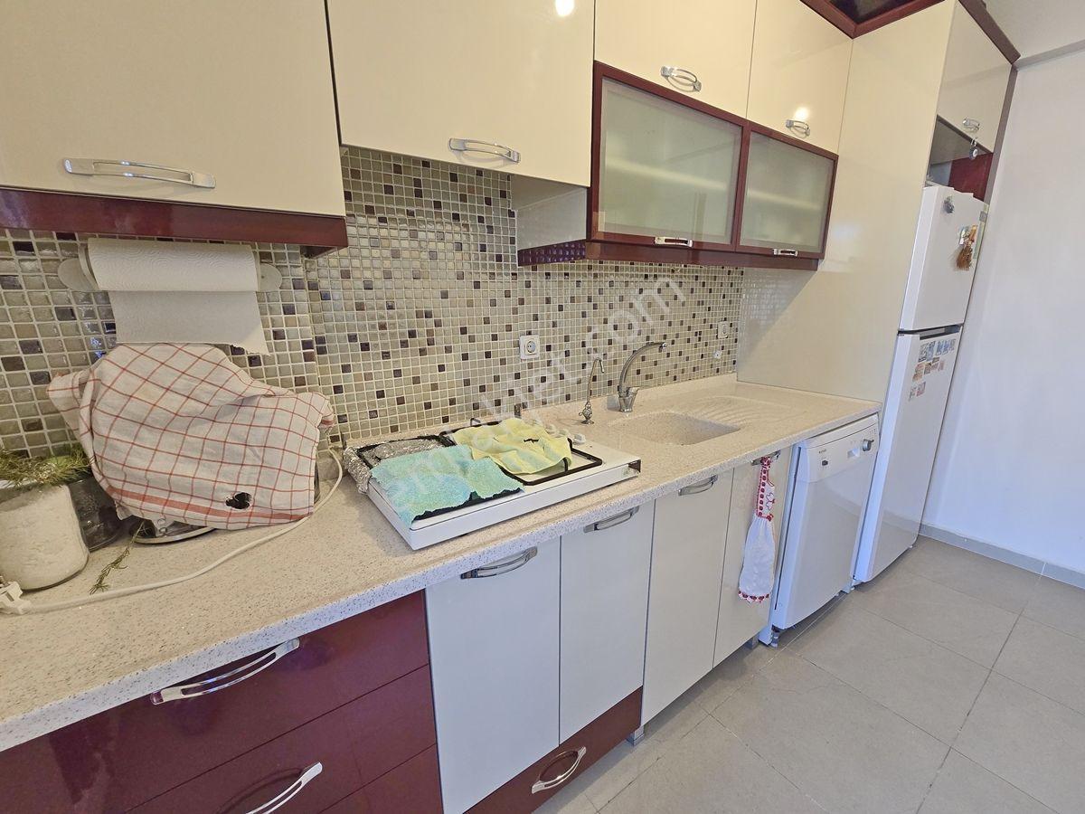 Altınoluk Satılık Daire | Sahilde | Denize 350 Metre | Ayrı Mutfak - Görsel 16