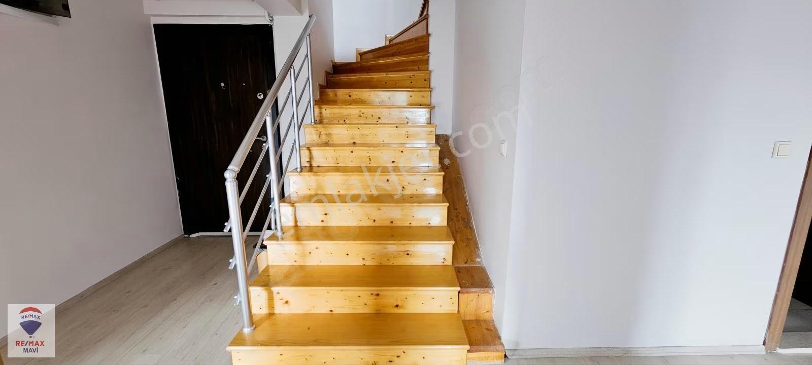 Remax Mavi Kemalpaşa'da Site İçi 5+1 Satılık Çatı Dubleks Daire - Görsel 15