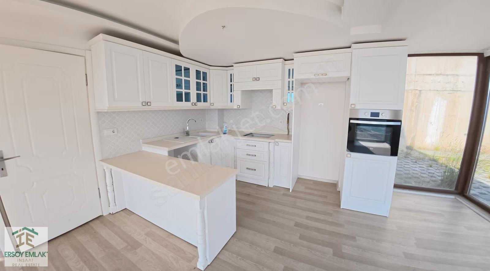 Sapanca Göl Manzaralı Site İçi Müstakil Trıplex Villa Satılık - Görsel 19