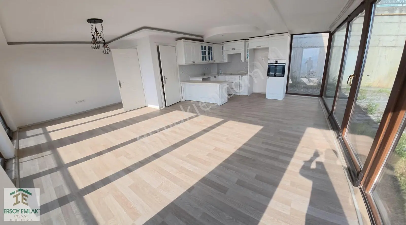 Sapanca Göl Manzaralı Site İçi Müstakil Trıplex Villa Satılık - Görsel 3