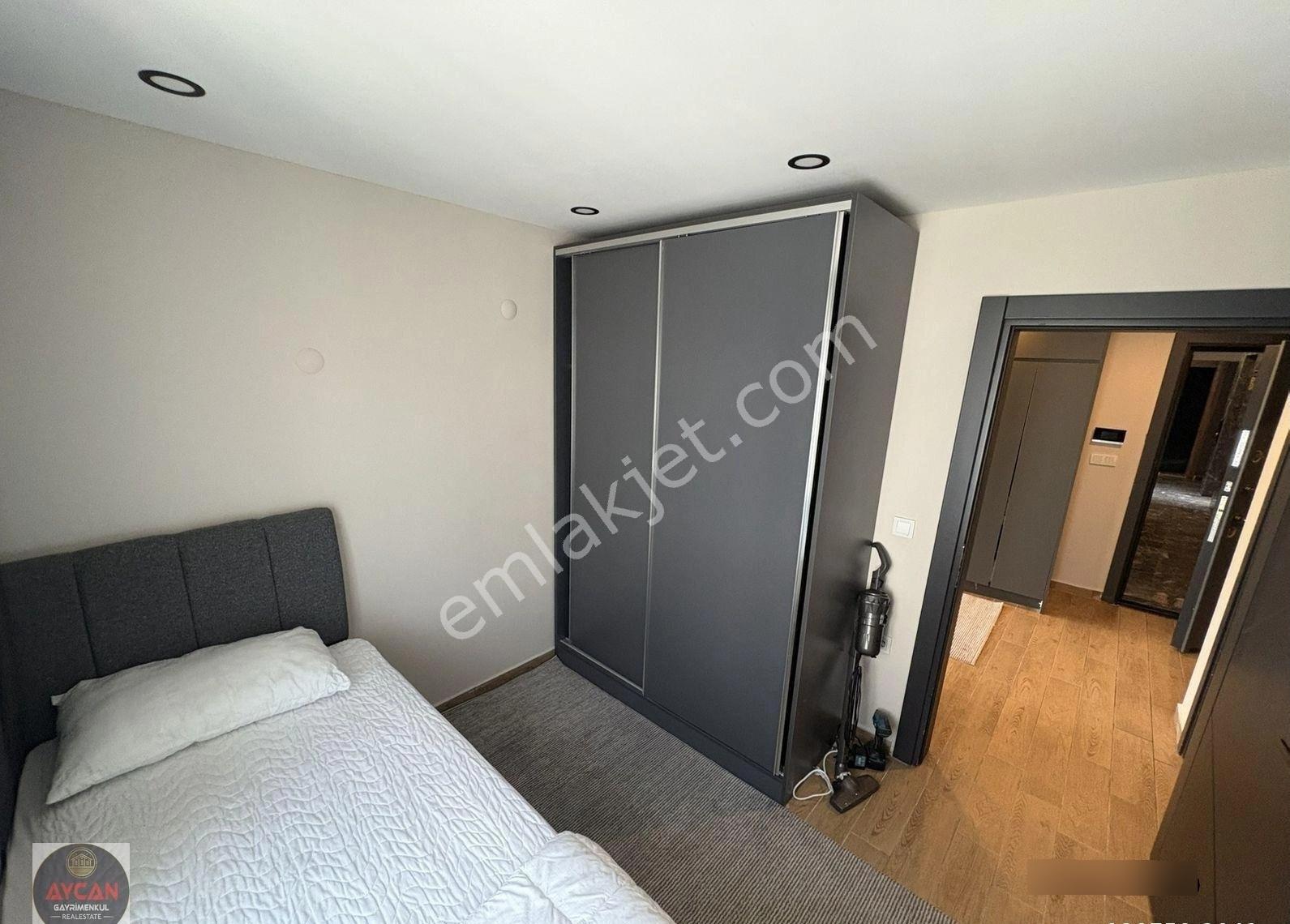 Erdek Adnan Menderes Caddesinde Kiralık 2+0 Eşyalı Lüks Daire - Görsel 5