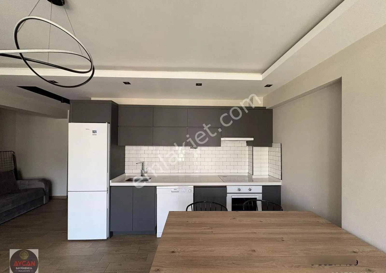 Erdek Adnan Menderes Caddesinde Eşyalı Kiralık 1+1 Lüks Daire - Görsel 3