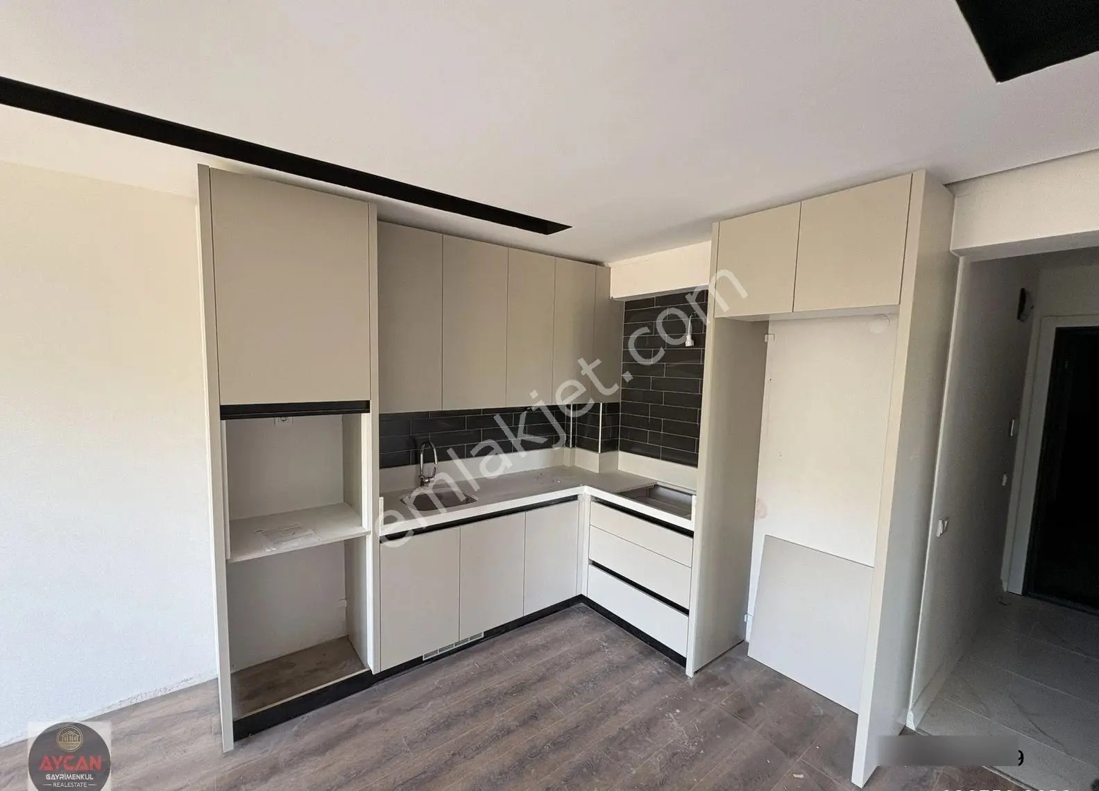 Erdek Atatürk Mah. Havuzlu Site İçi Satılık 2+1 Sıfır Daire - Görsel 31