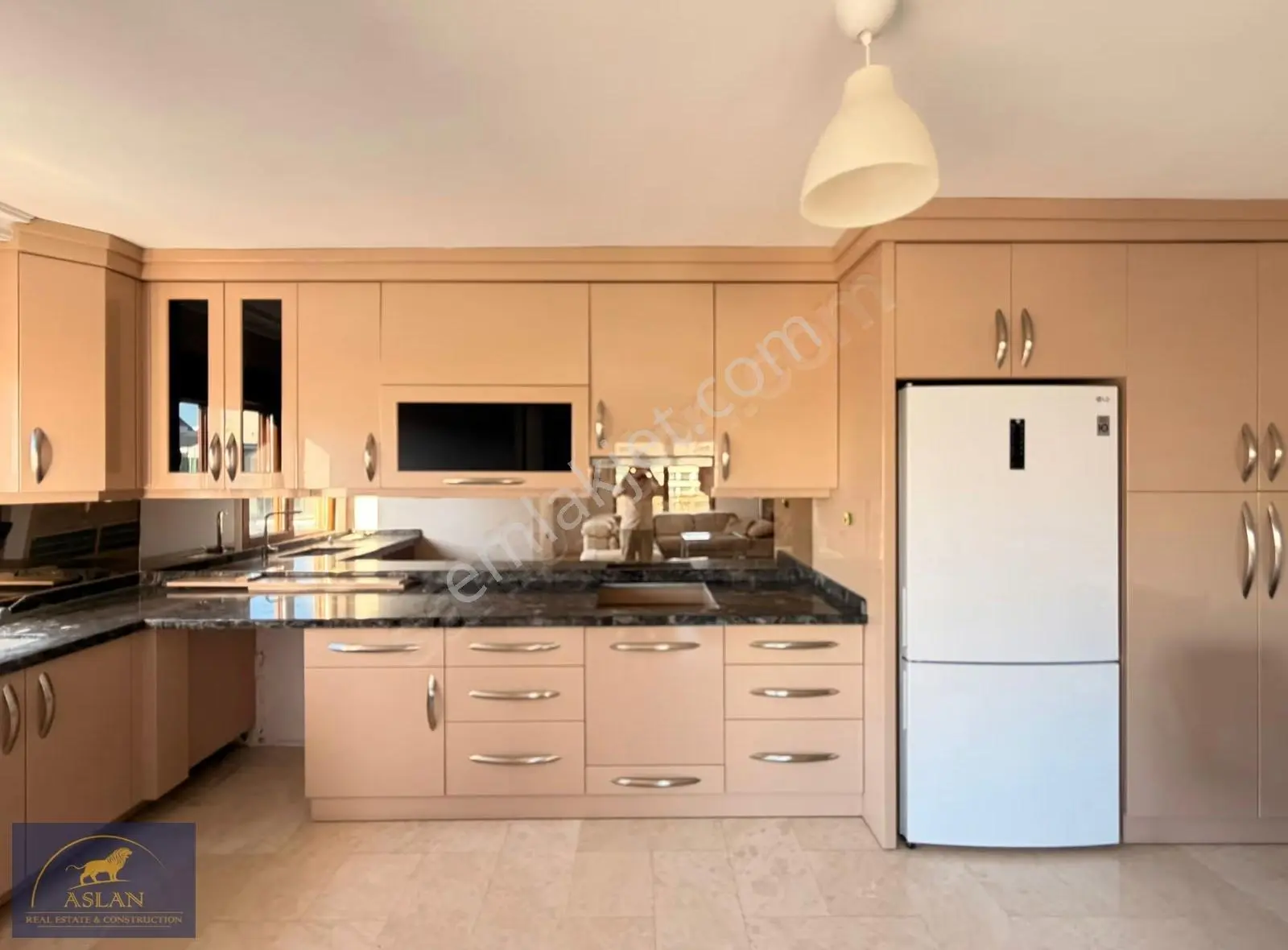 Alanya Kestelde Kiralık 3+1 Geniş Daire - Görsel 3