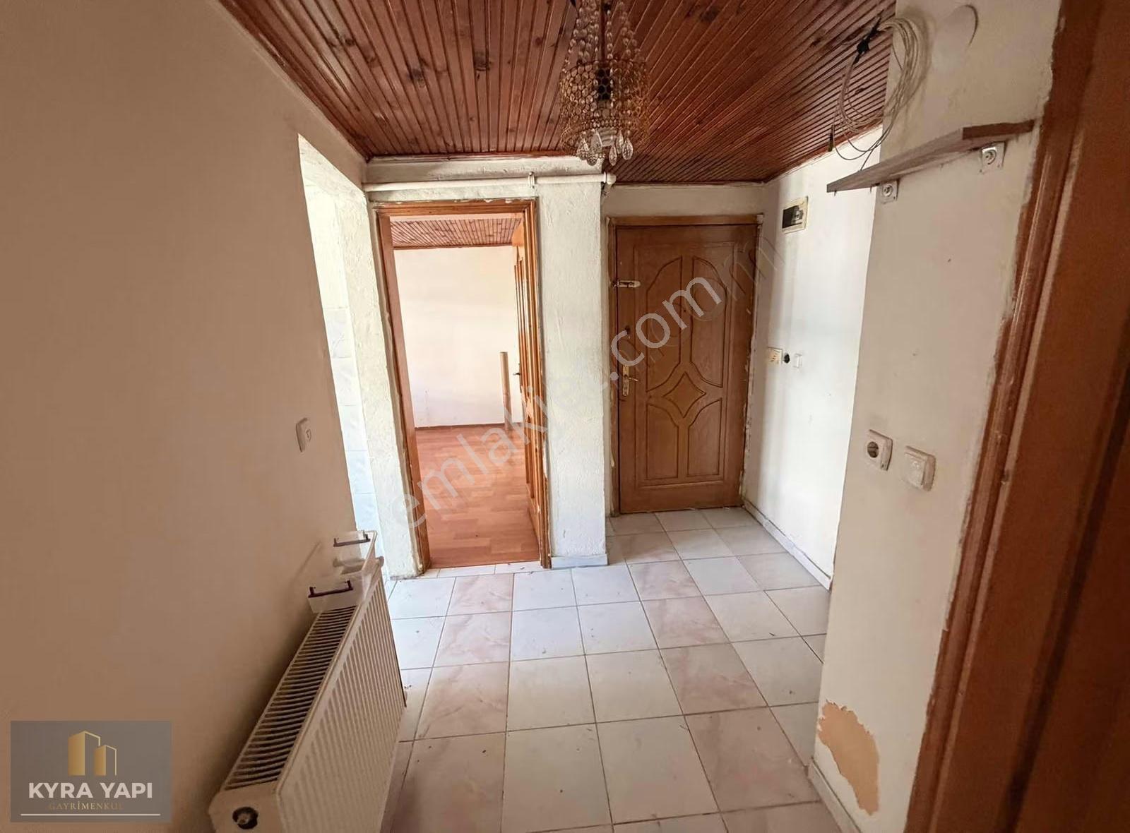 Kyra Yapı Dan 4. Kat 1+1 Balkon Teraslı Kiralık Daire - Görsel 7