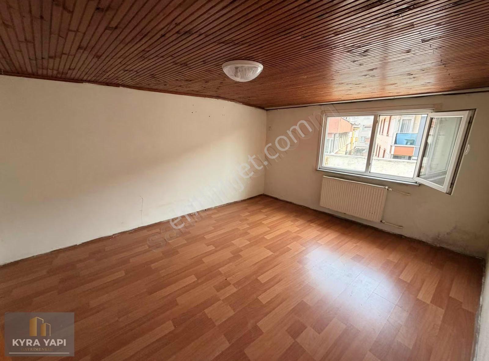 Kyra Yapı Dan 4. Kat 1+1 Balkon Teraslı Kiralık Daire - Görsel 19