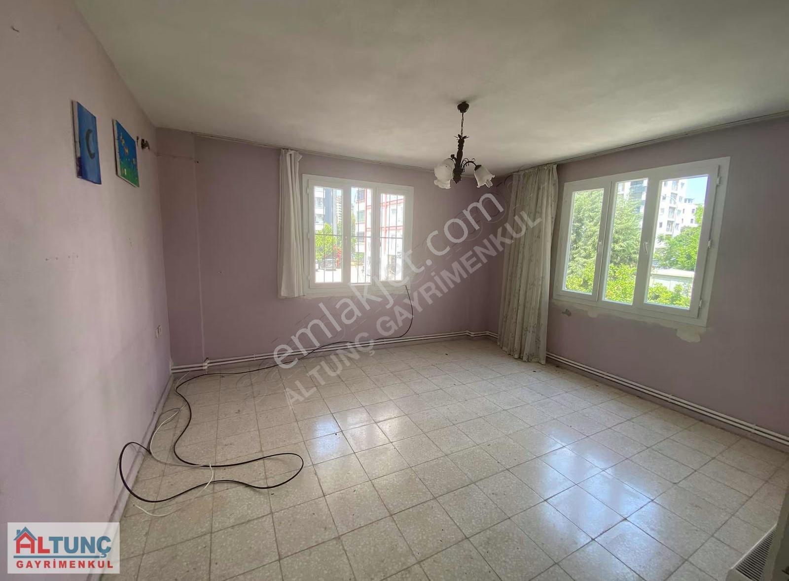 Altunç'dan Gürselpaşada Kiralık Geniş Oturumlu 3+1 Daire - Görsel 10