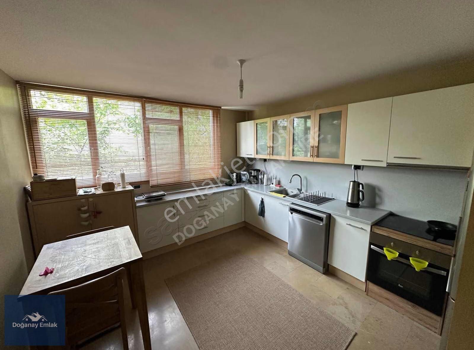 Florya Da, Gs Tesisleri Yakını 180 M² 3+1 Kiralık Ara Kat - Görsel 2