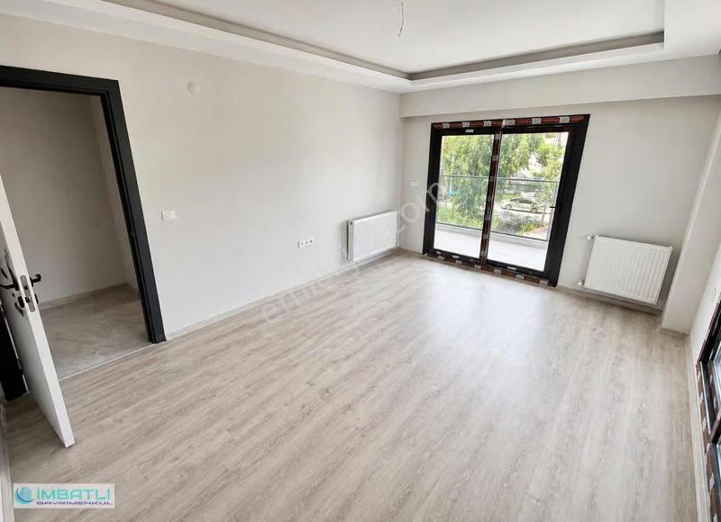 Karşıyaka Örnekköy De Etrafı Açık 2+1 Ferah Daire - Görsel 8