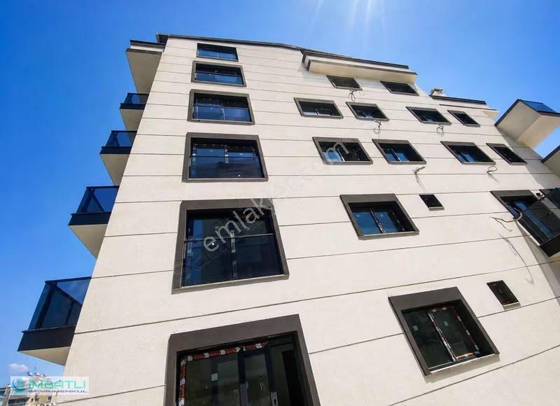 Karşıyaka Örnekköy De Etrafı Açık 2+1 Ferah Daire - Görsel 13