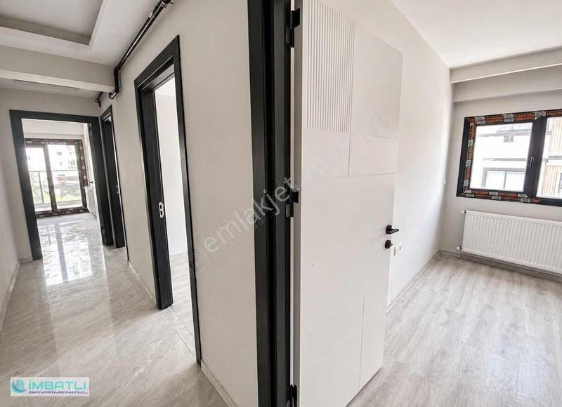 Karşıyaka Örnekköy De Etrafı Açık 2+1 Ferah Daire - Görsel 6