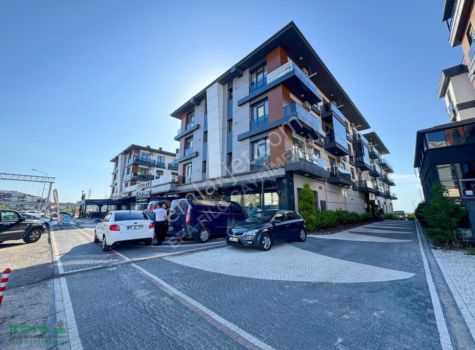 Çorlu Hürriyet Mahallesi Bella City 1+1 Eşyalı Kiralık Daire - Görsel 32