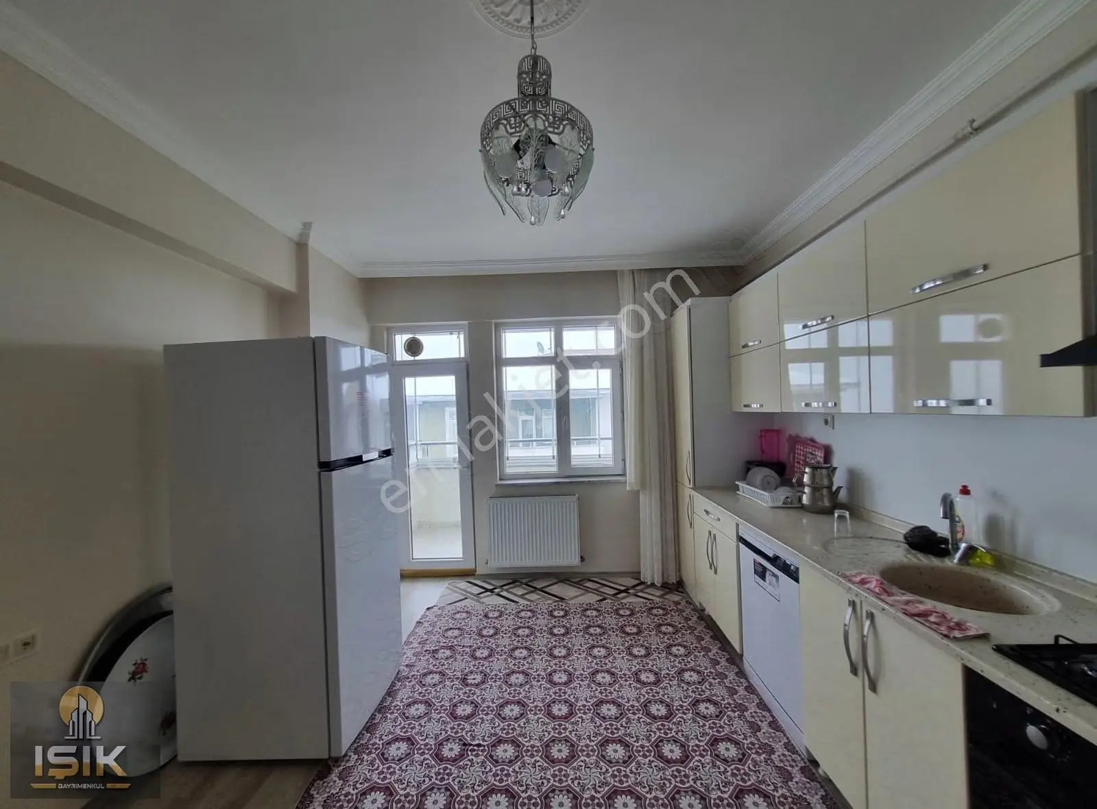 Işık Gayrimenkul'den Hilalkent'te Kiralık 3+1 Daire - Görsel 4