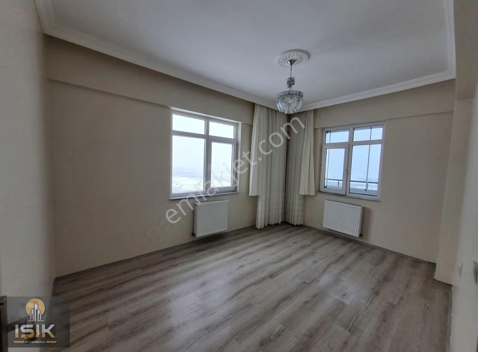 Işık Gayrimenkul'den Hilalkent'te Kiralık 3+1 Daire - Görsel 19