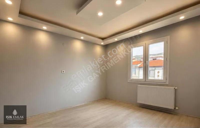 Işık Gayrimenkul'den Merkezde İçi Komple Yapılı 3+1 Daire - Görsel 10