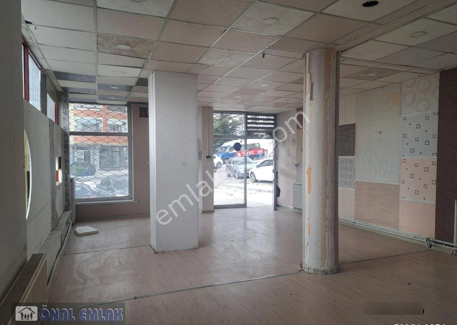 Önaldan Lizbon Caddesi Üzeri 78mt Geniş Önü Açık Satılık Dükkan - Görsel 8