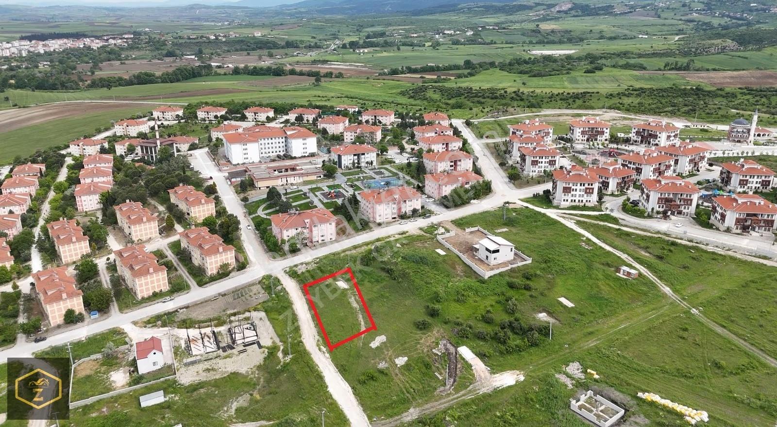 Manyas Kızık'ta 900m² Satılık Köşe Parsel Arsa - Görsel 9