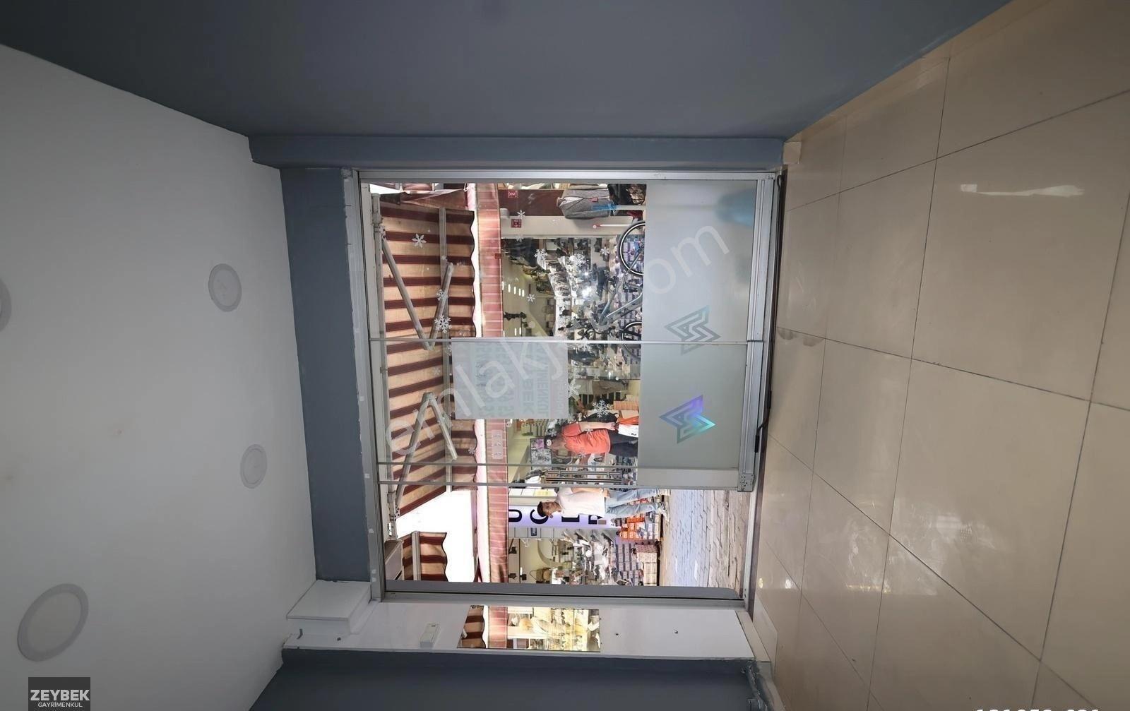 Zeybek Emlaktan Çarşı İçerisinde 10 M2 İş Yerimiz Kiralıktır - Görsel 2