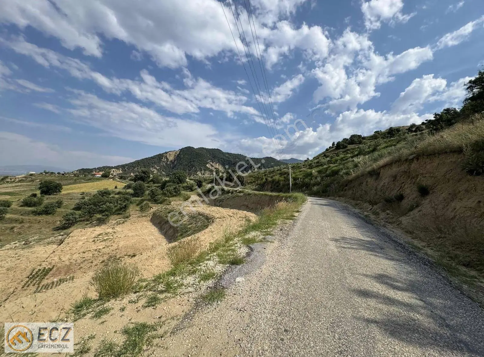 Ecz Gayrimenkul Den Satılık Zeytinik Çeşneli Mah. Yola Sıfır - Görsel 2