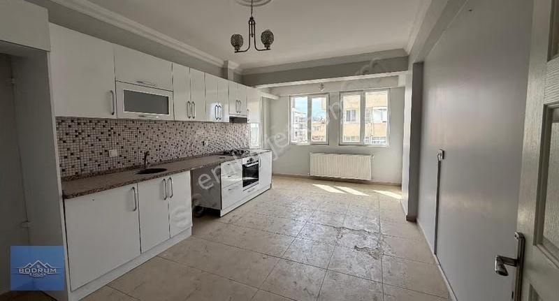 Milas Merkez Kiralık Daire 2+1 85m2 - Görsel 4