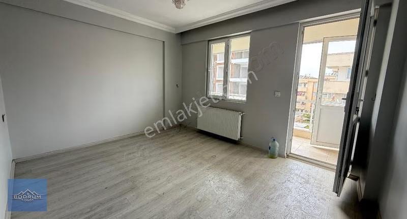 Milas Merkez Kiralık Daire 2+1 85m2 - Görsel 9