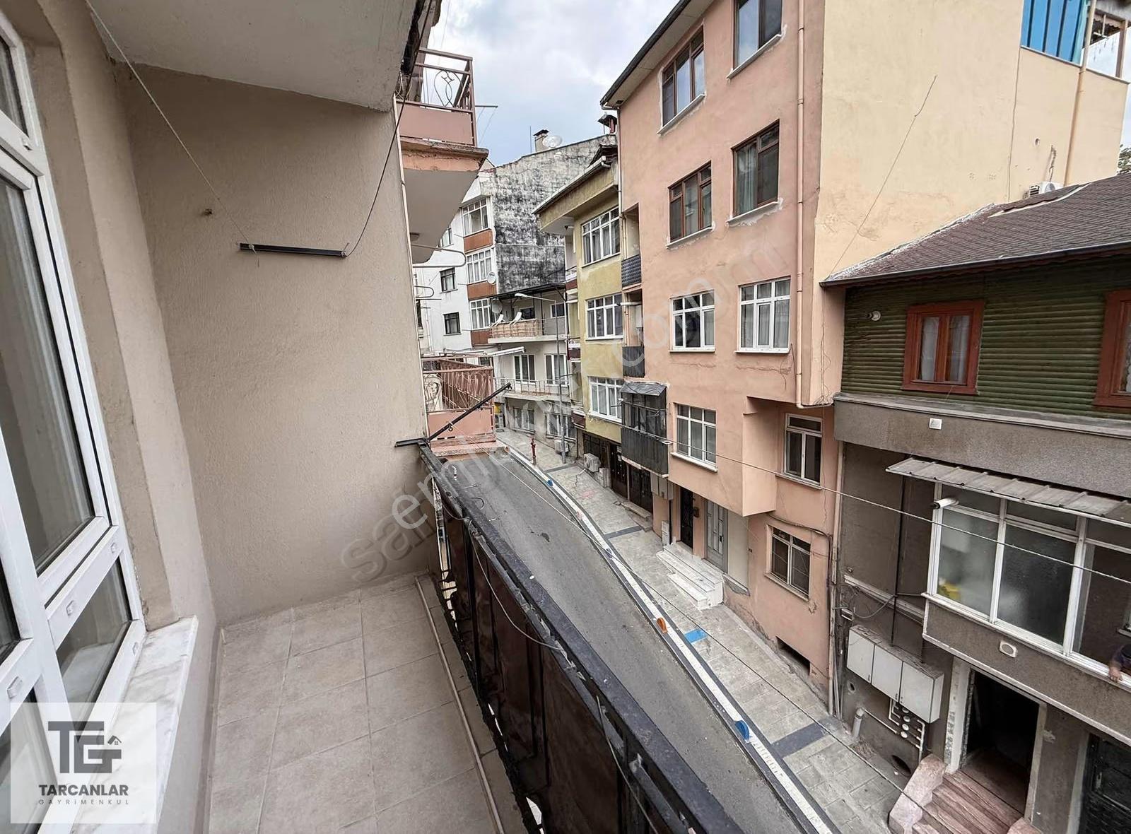 Tarcanlardan,çarşı Merkezde Boş Temiz Kiralık Arakat 2+1 - Görsel 22
