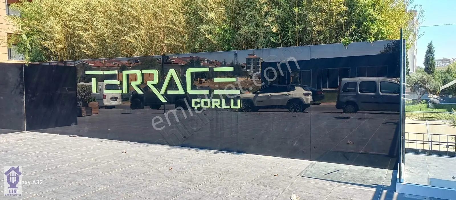 Lir Gayrimenkulden Emlaklarda Terrace Evlerde Satılık 3+1 Daire