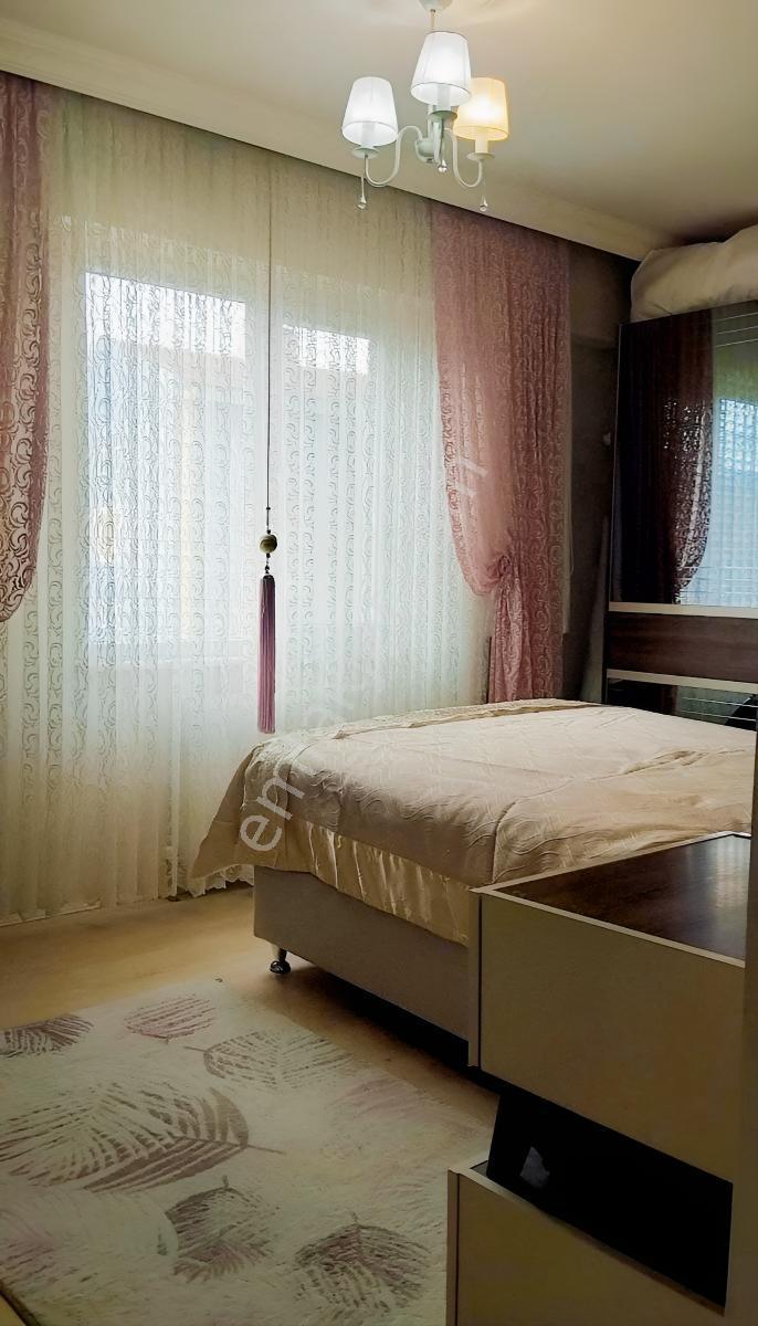 Hanönü Merkez Mah. 2+1 95 M2 3.kat Kombi Asansör Balkon İskanlı - Görsel 4