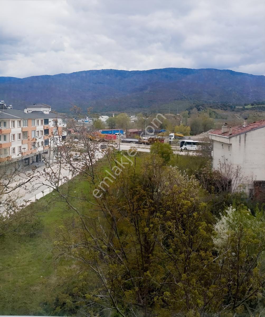 Hanönü Merkez Mah. 2+1 95 M2 3.kat Kombi Asansör Balkon İskanlı - Görsel 11
