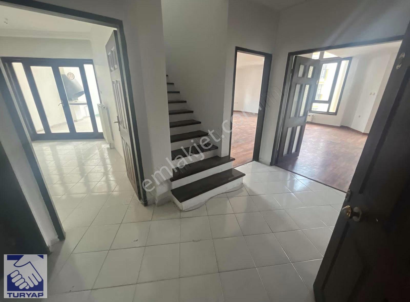 Turyap'tan Koru'da Ema Asma Bahçe'de 4+1 Dubleks Kiralık Daire - Görsel 6