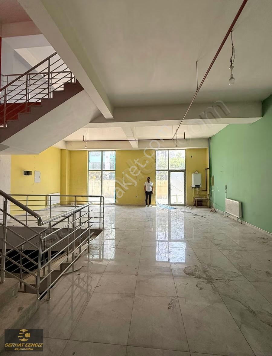 Anadolu Bulvarın'da 630m2 Mükemmel Konumda Kiralık Dükkan - Görsel 21