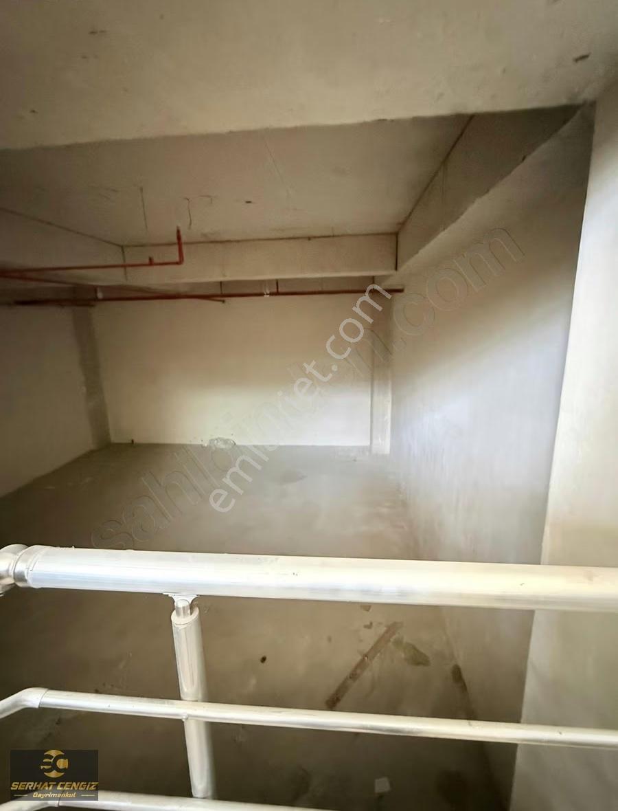 Anadolu Bulvarın'da 630m2 Mükemmel Konumda Kiralık Dükkan - Görsel 27