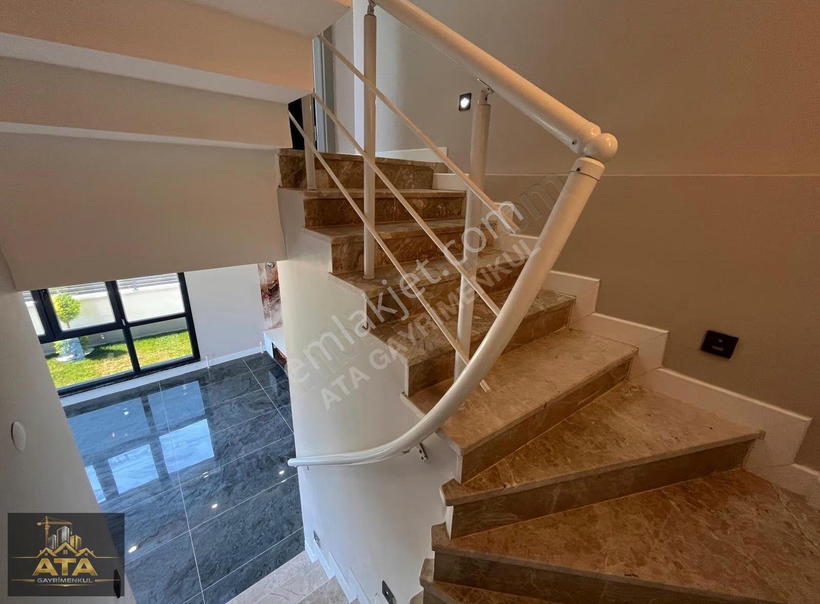 Ultra Lüks Dizaynlı Geniş Oturum Alanlı 170 M2 4+1 Villa - Görsel 16