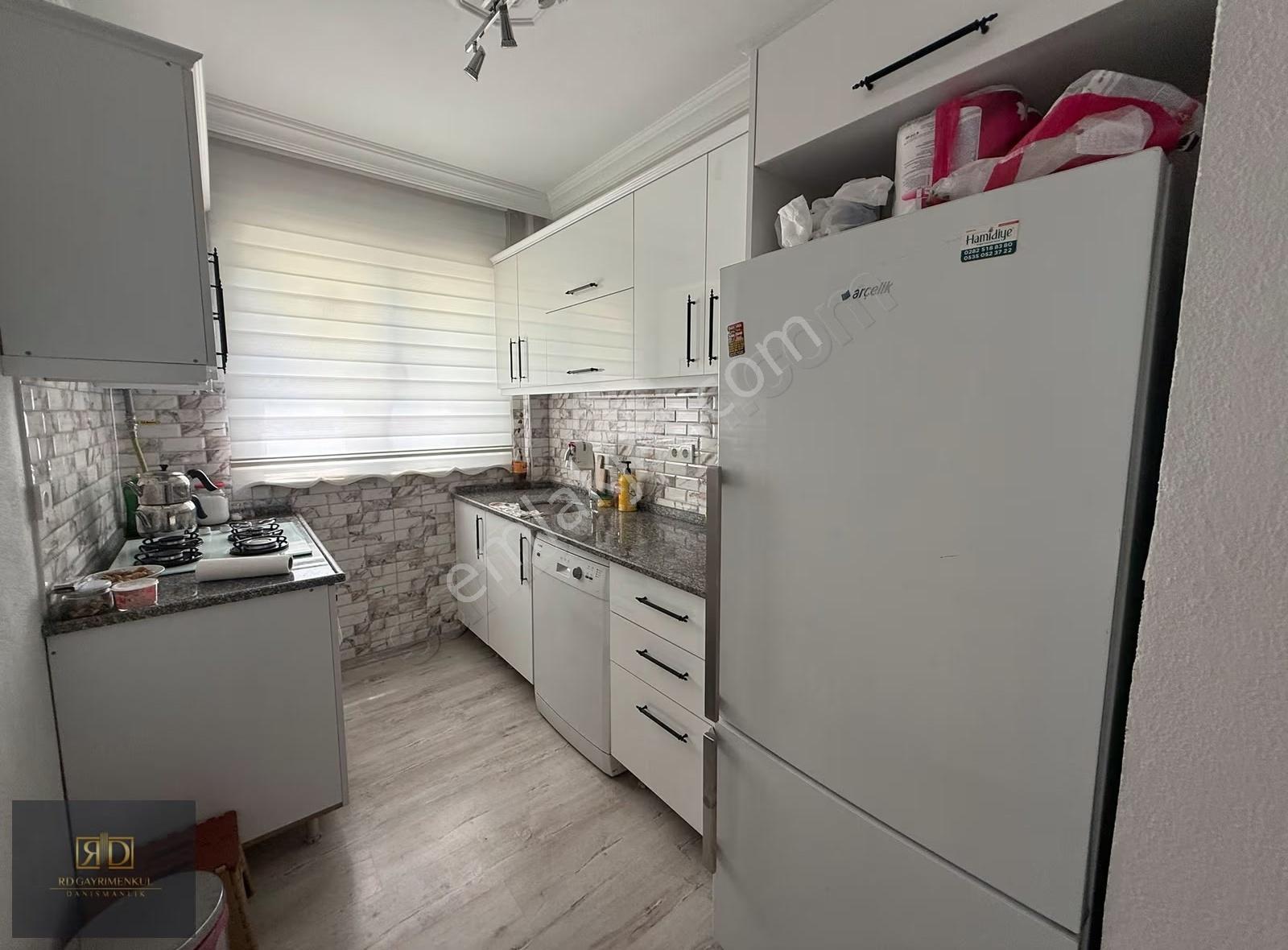 Rd'den Doğan 2 Sitesinde İçi Yapılı Masrafsız Çift Balkon Daire - Görsel 2