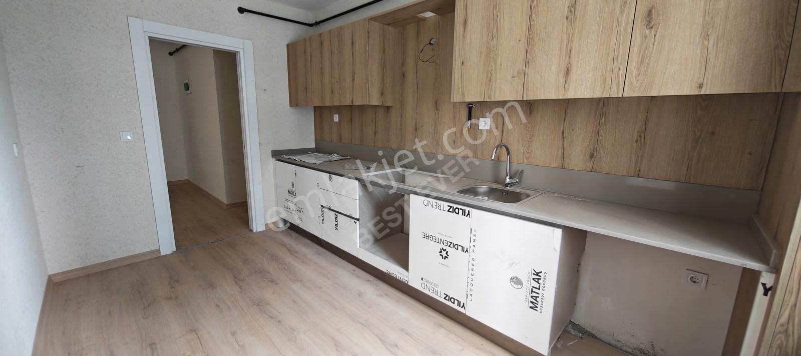 Prestij Yeni Hayat Sitesinde Kiralık 3+1 Daire Zemin Üstü 1.kat - Görsel 12