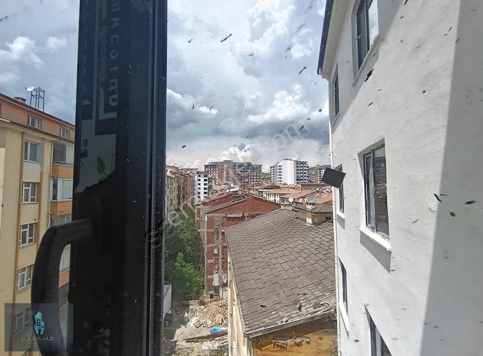 Larimar'dan Ünviersite Karşısında Sıfır 3+1 Arakat Daire - Görsel 21