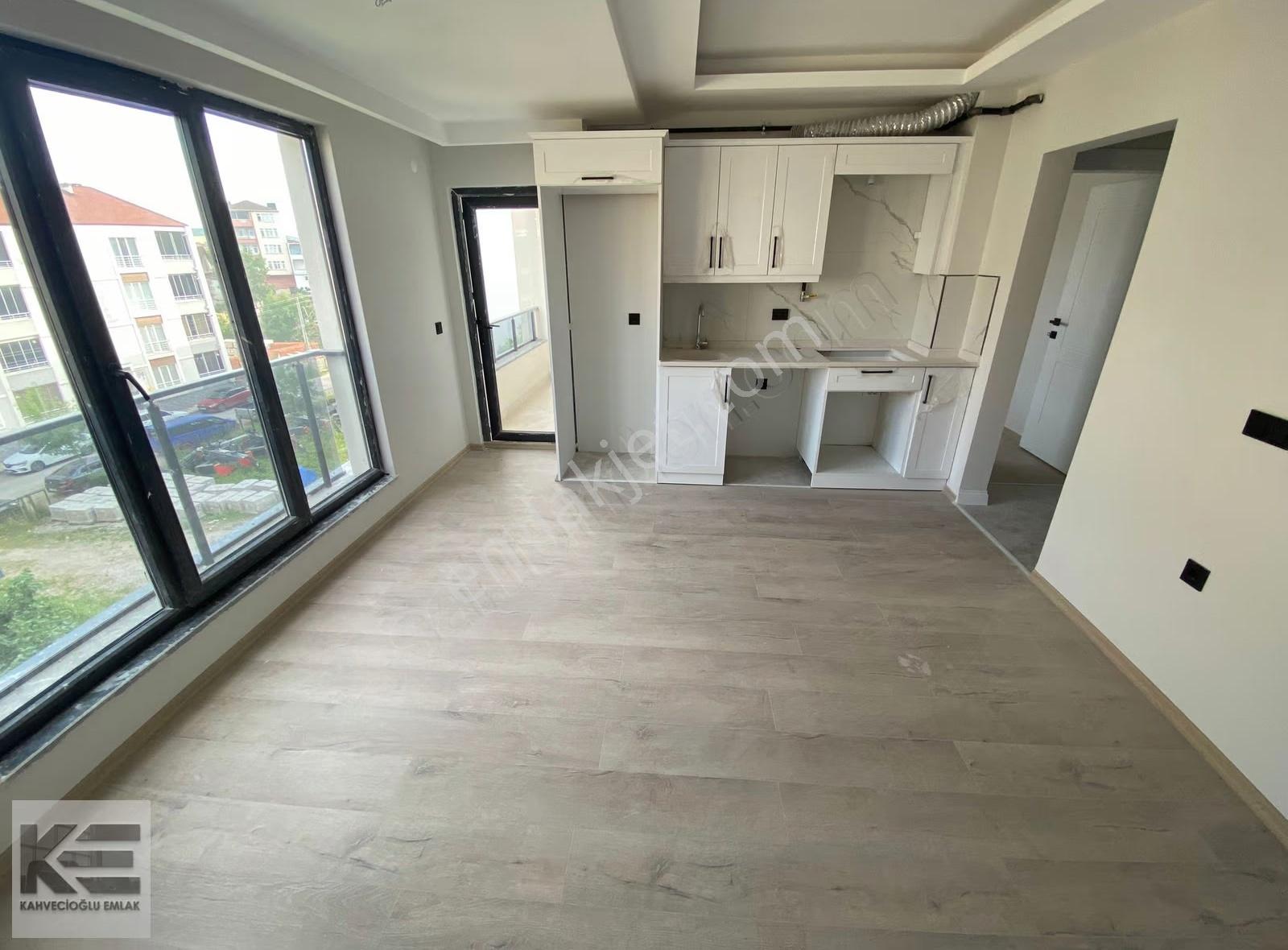 Kahvecioğlu Emlak'tan Alaçam Cad.üzeri Kiralık Sıfır 1+1 Daire - Görsel 9