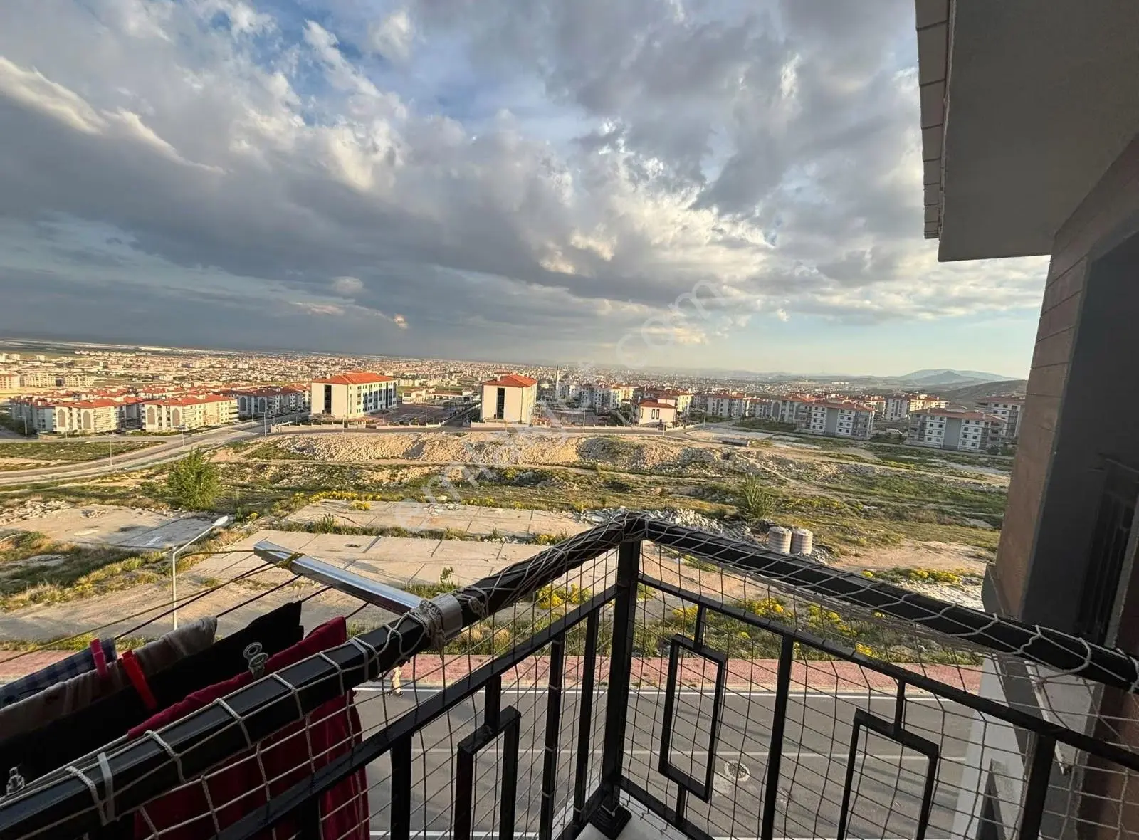 Ardıçlı Emlak Tan