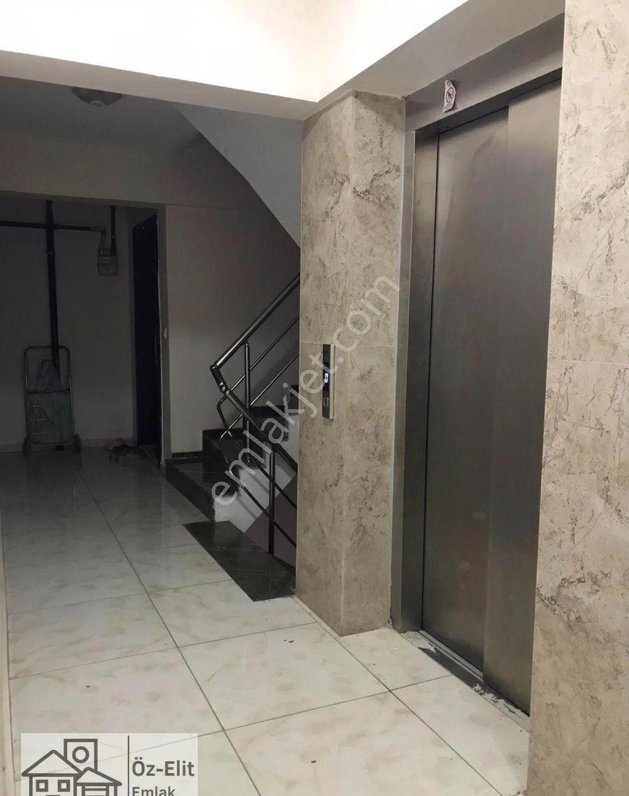 Öz Elit Emlak'tan Muradiye'de Kiralık 1+1 Ara Kat Daire 15.000 Tl. - Görsel 17